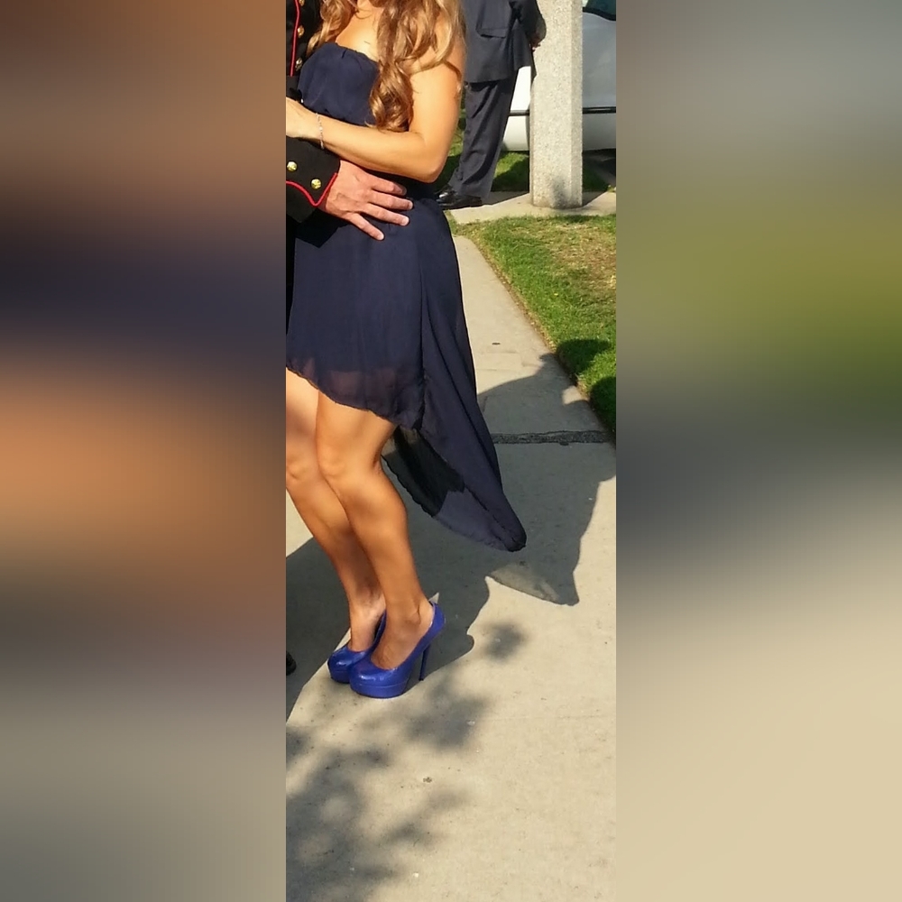 Adorable strapless dress